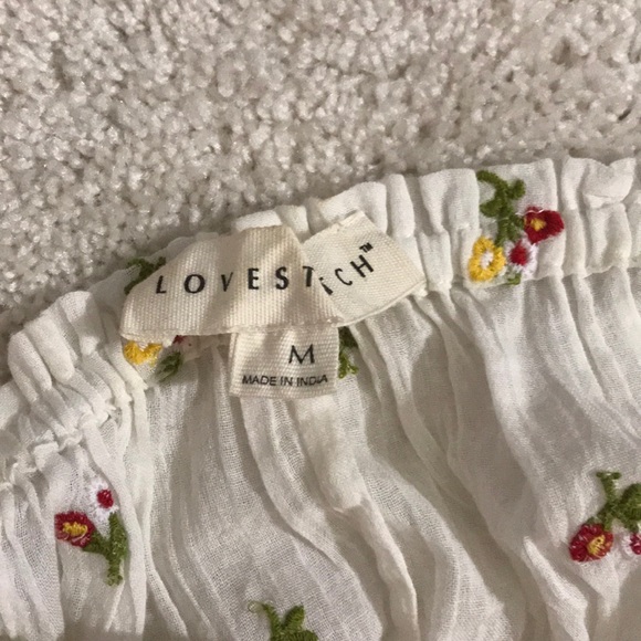 Top - Picture 2 of 3